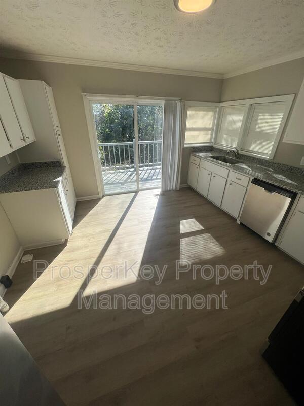 Building Photo - 1019 22nd St