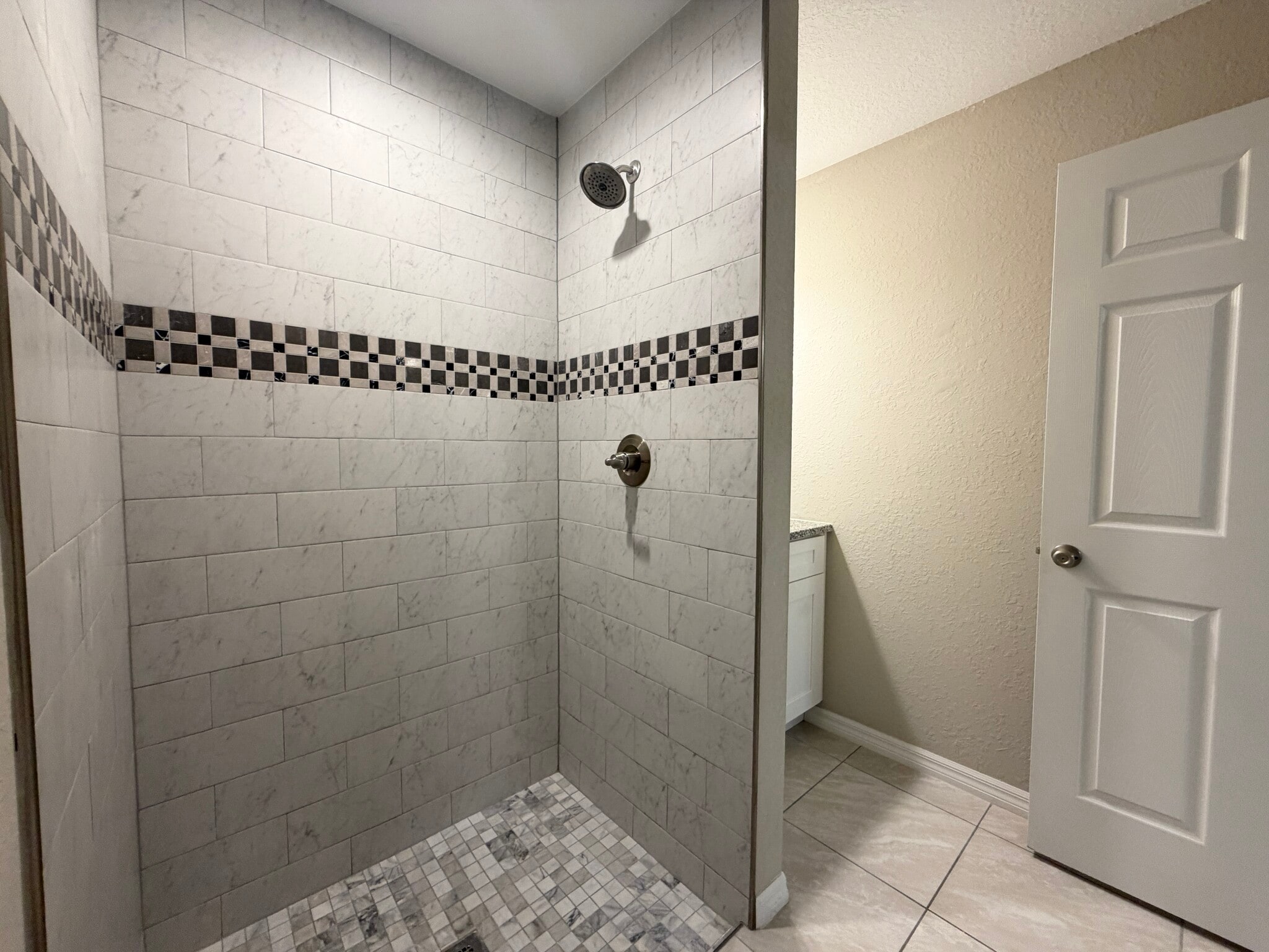 Building Photo - 7 Juniper Pass Way