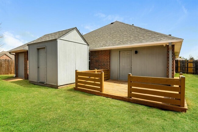 Building Photo - 13109 Bright Prairie Cir