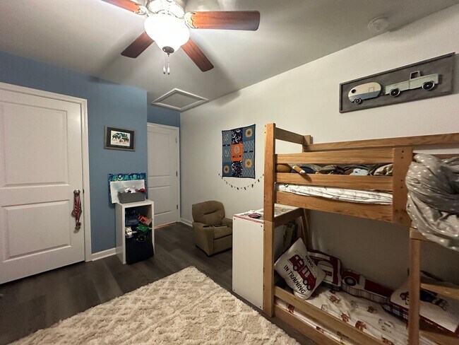 Building Photo - 307 Crayfish Ct