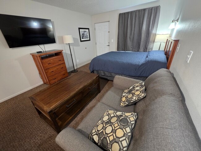 Building Photo - 590 Spruce