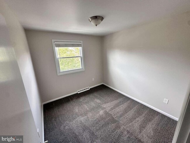 Building Photo - 1438 Boxwood Dr