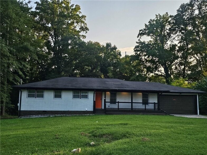 Building Photo - 1931 Shepherd Cir SW