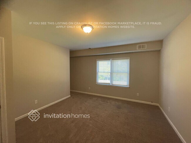 Building Photo - 2896 Hilton Cir