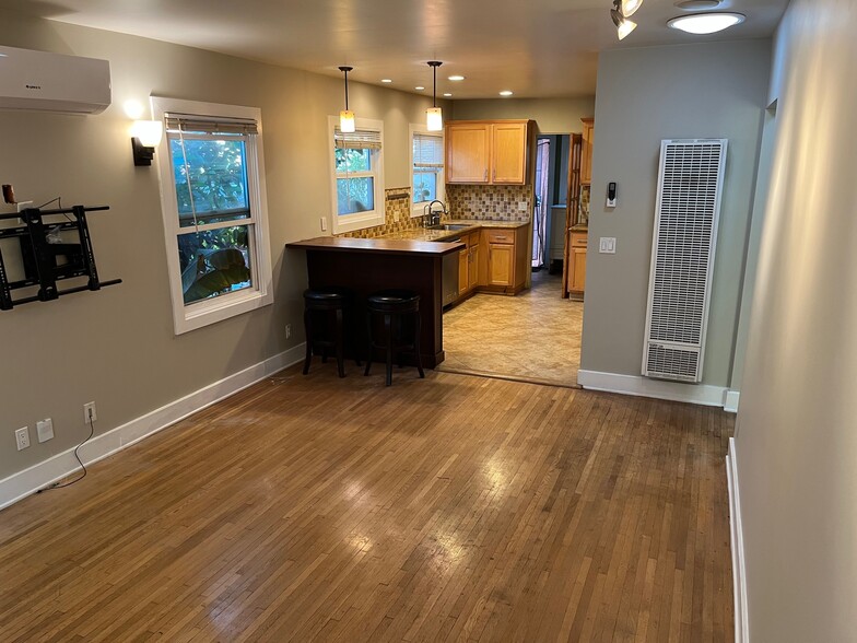 Building Photo - 1684 West Blvd