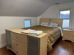 Building Photo - 16 Homestead Ave