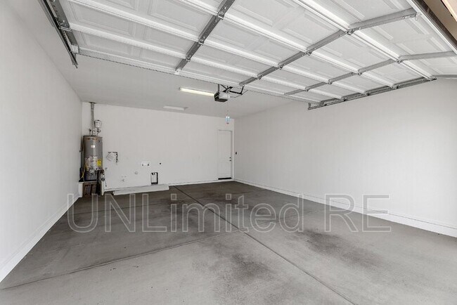 Building Photo - 6041 Livingston Loop