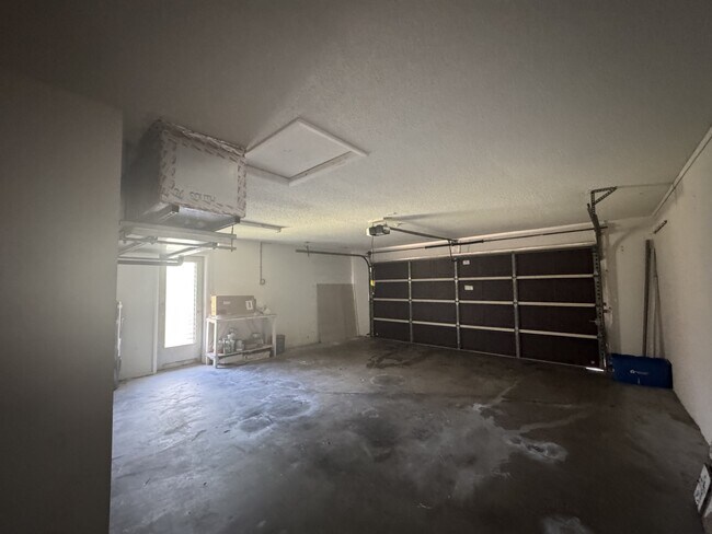 Building Photo - 129 Algiers Dr