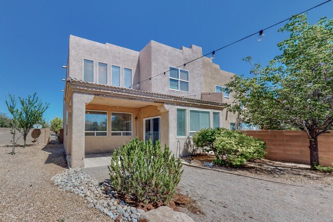 Building Photo - 6568 Los Pueblos Pl NW