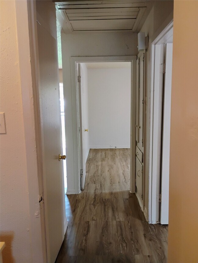 Building Photo - 4203 Dawson Ln