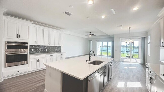 Building Photo - 17433 Savory Mist Cir