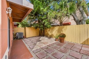 Building Photo - 7733 SW 94th Ln