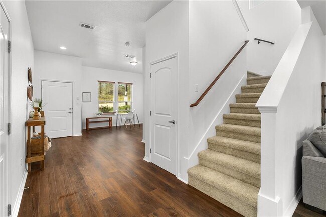 Building Photo - 118 Waialua Ct