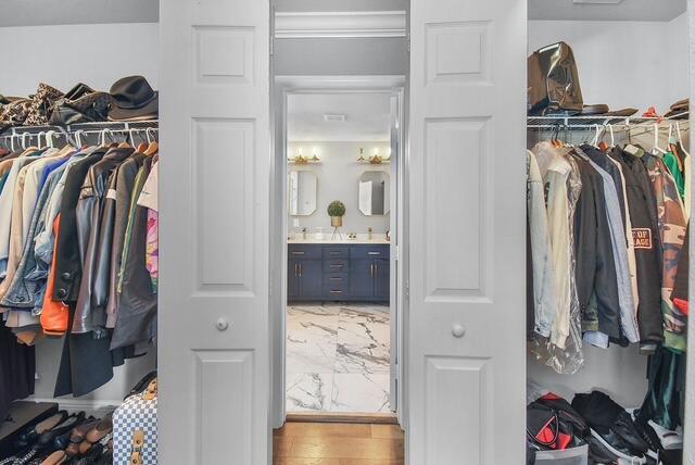 Building Photo - 2883 SW Cape Breton Dr