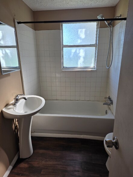 Building Photo - 2919 Maine Ave