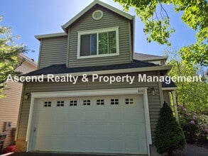 Building Photo - Available NOW! 1 Small Pet OK, Great Bethany Neighborhood, Fenced Yard, New Interior Paint/Dishwa...
