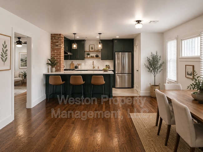 Building Photo - 1220 NE 17th St