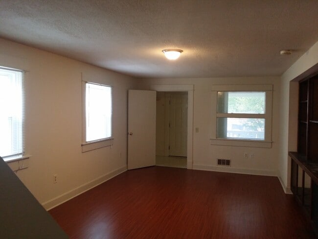 Living Room - 114 W Blake Ave