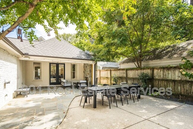 Building Photo - 299 Wilkinson Pl