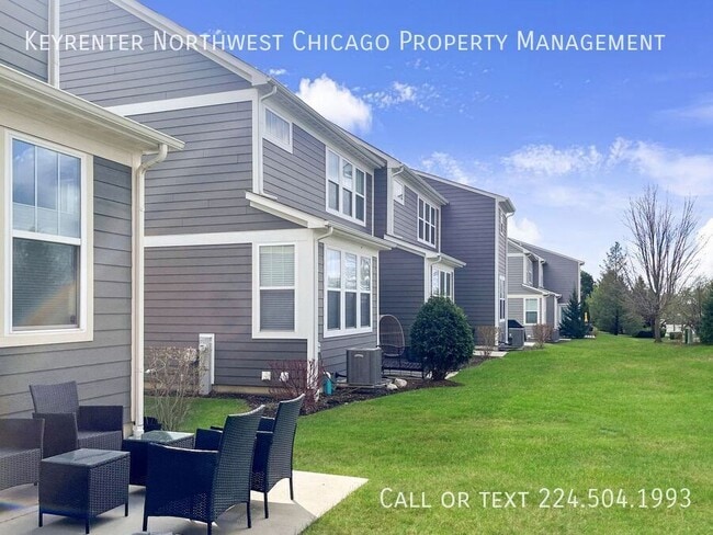 Building Photo - 142 Roslyn Pl