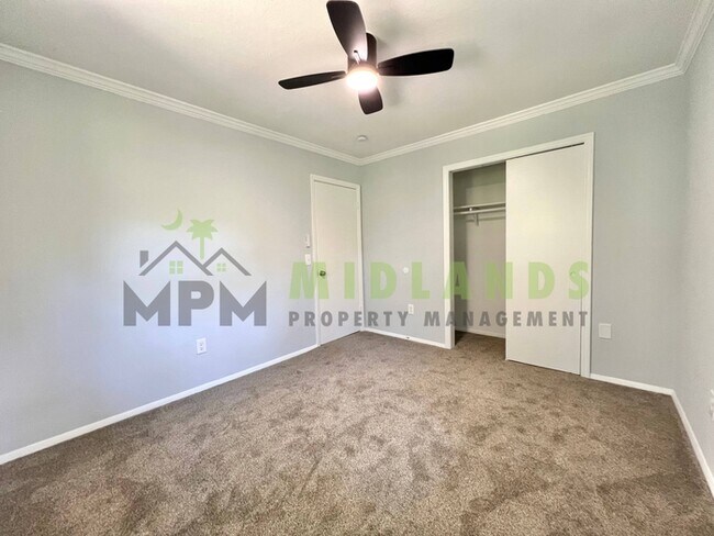 Building Photo - 746 Madera Rd
