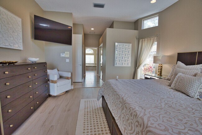 Building Photo - Luxury Home with Saltwater Heated Pool, Spa & Spectacular Golf Course Views, and includes Social ...