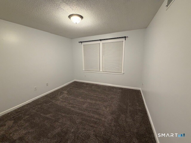 Building Photo - 2 Concorde Way