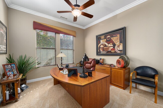 Building Photo - 48532 Bighorn Dr