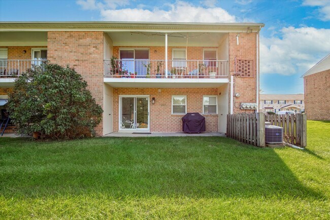 Building Photo - 23 Kearney Dr