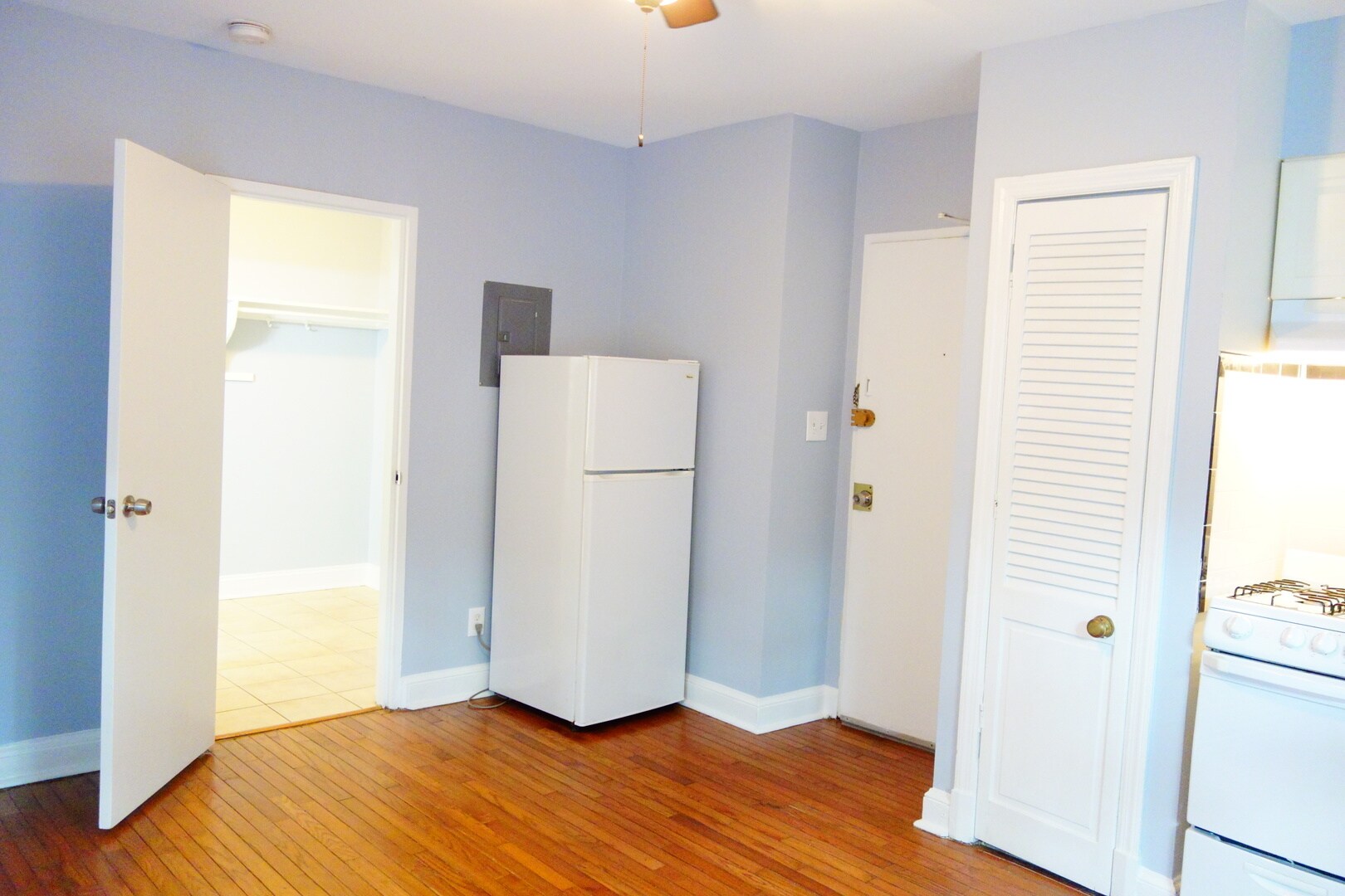 Building Photo - 311 Domer Ave