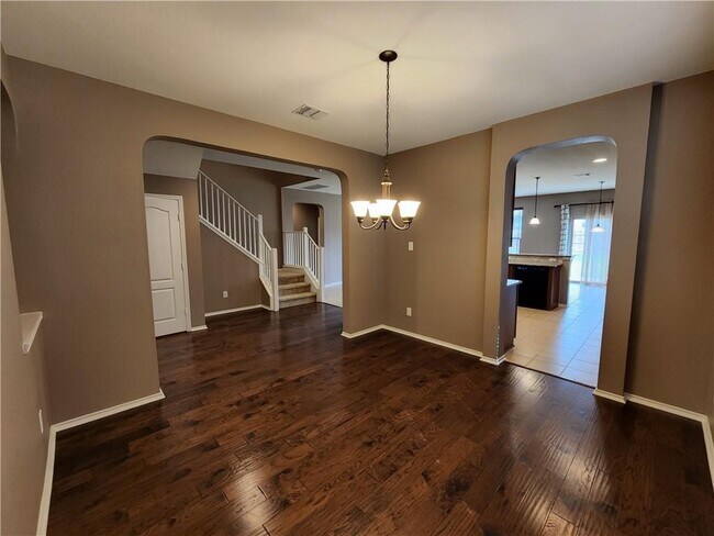 Building Photo - 222 Telluride Dr