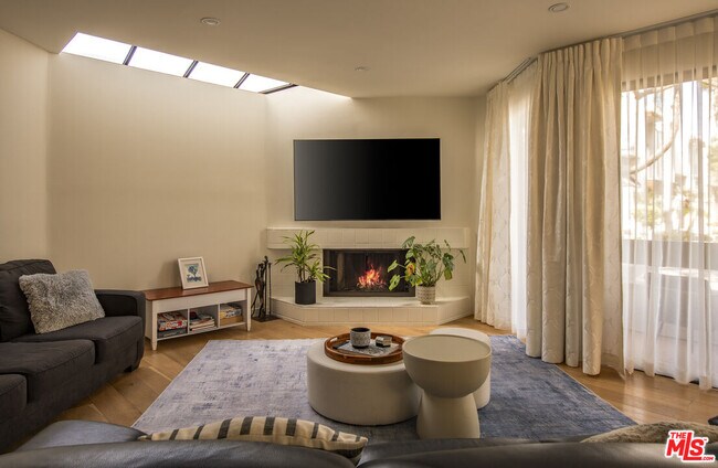 Building Photo - 1248 23rd St