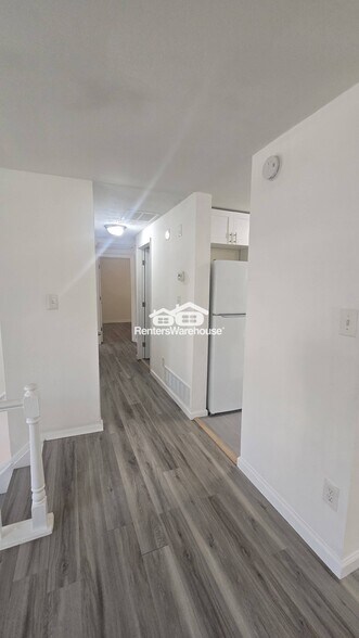 Building Photo - 5269 Long Green Ln