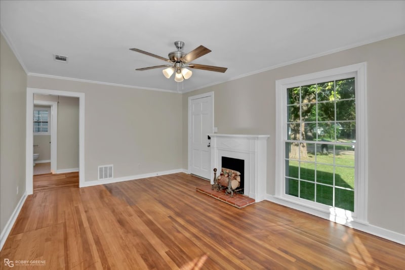 Building Photo - 3738 Greenway Pl