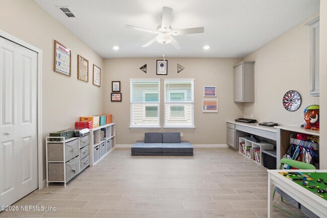 Building Photo - 75435 Sunberry Dr