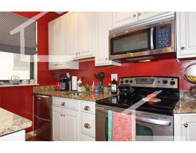 Building Photo - Nicely renovated 2 bed in Brighton.