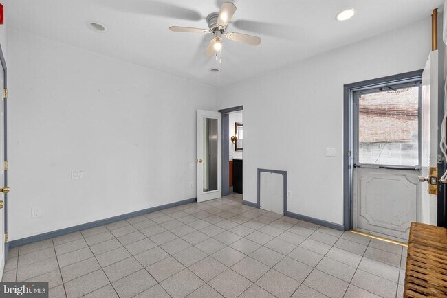 Building Photo - 1425 Jackson St