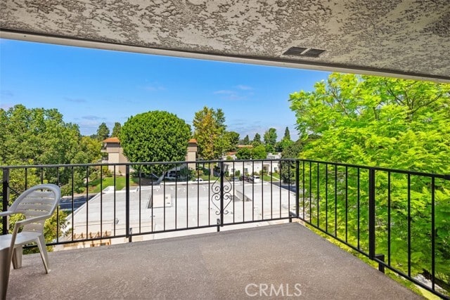 Building Photo - 2381 Via Mariposa W