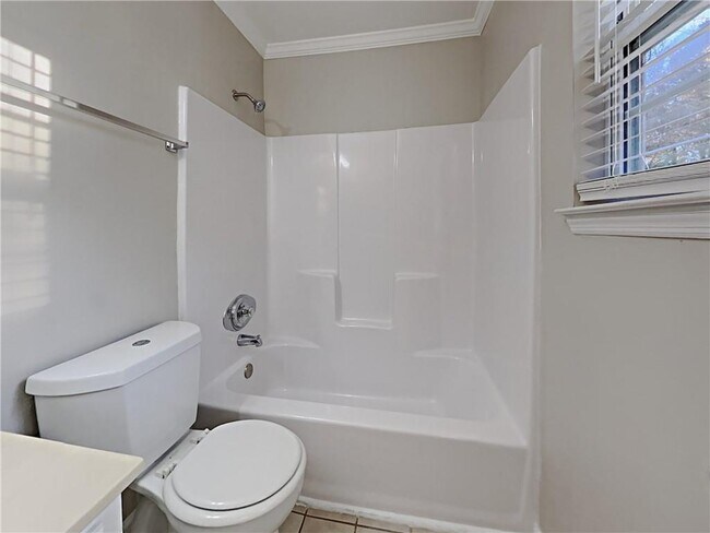 Building Photo - 968 Country Oaks Ct