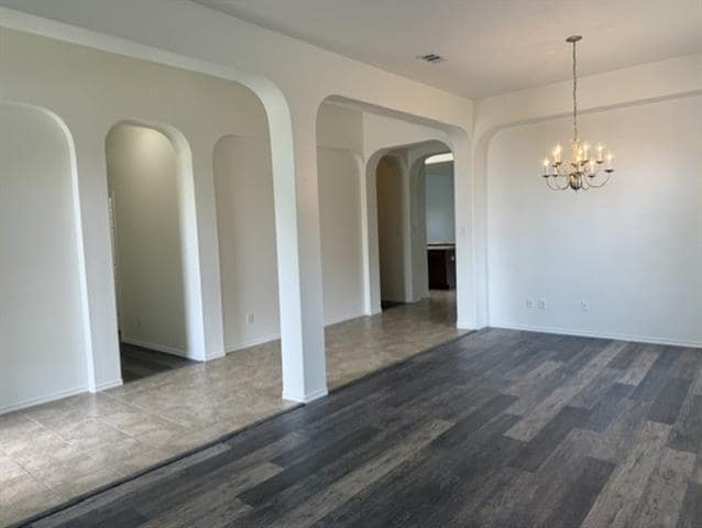 Building Photo - 509 Avalanche Dr