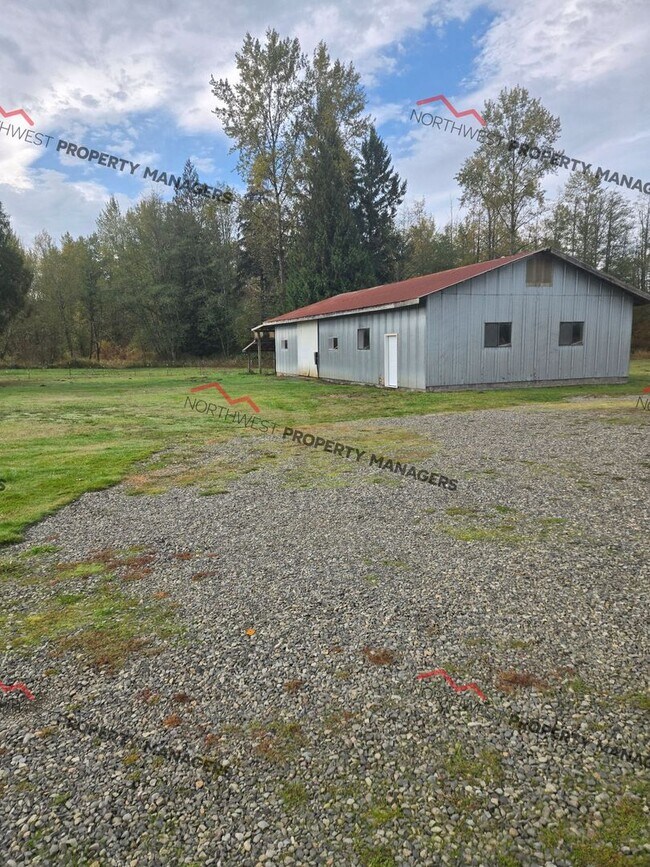 Building Photo - STATUS: *RENTED* |  R255E | $2850 ( FARM PROPERTY- LIVESTOCK WELCOME)
