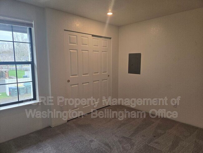 Building Photo - 1720 Texas St