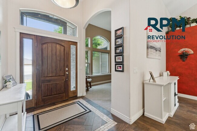 Building Photo - "Spacious 6-Bed Gem with Granite Touches & Cozy Fireplace in Morgan!"