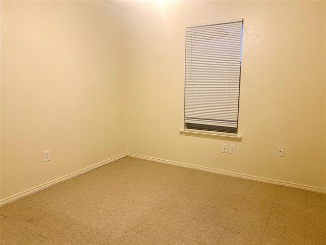 Building Photo - 2301 Lido Ln