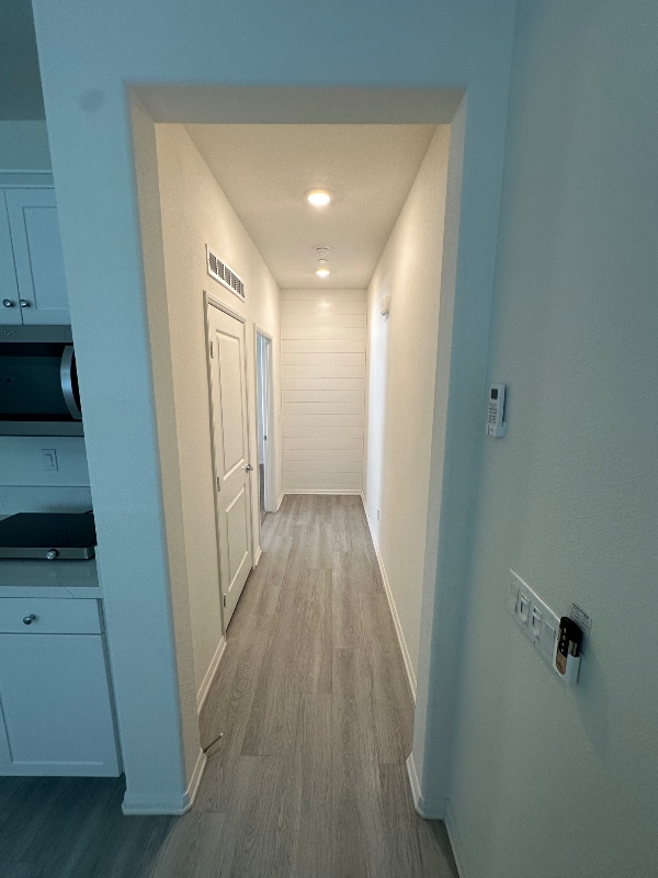 Building Photo - 28483 Cosmos Dr