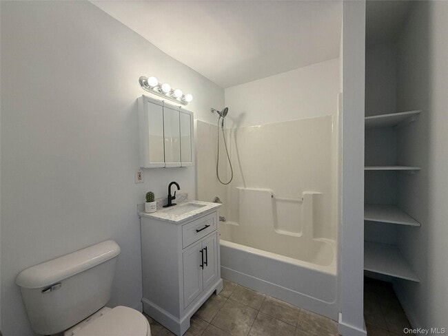 Building Photo - 1000 9th St