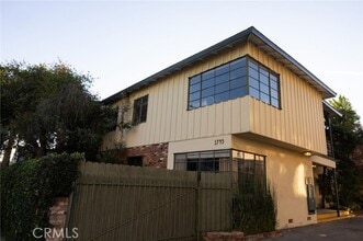 Building Photo - 1745 Mariposa Ave