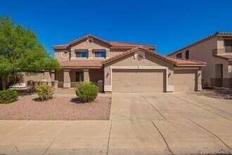 Building Photo - Spacious & Elegant Home with Resort-Style Backyard in Gated Community