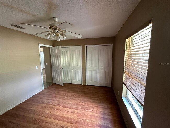 Building Photo - 1730 Sumatra Ave