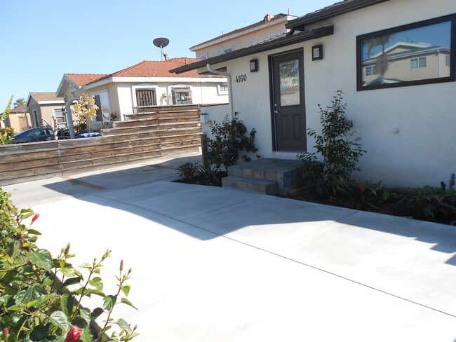 Building Photo - 4160 W 163rd St